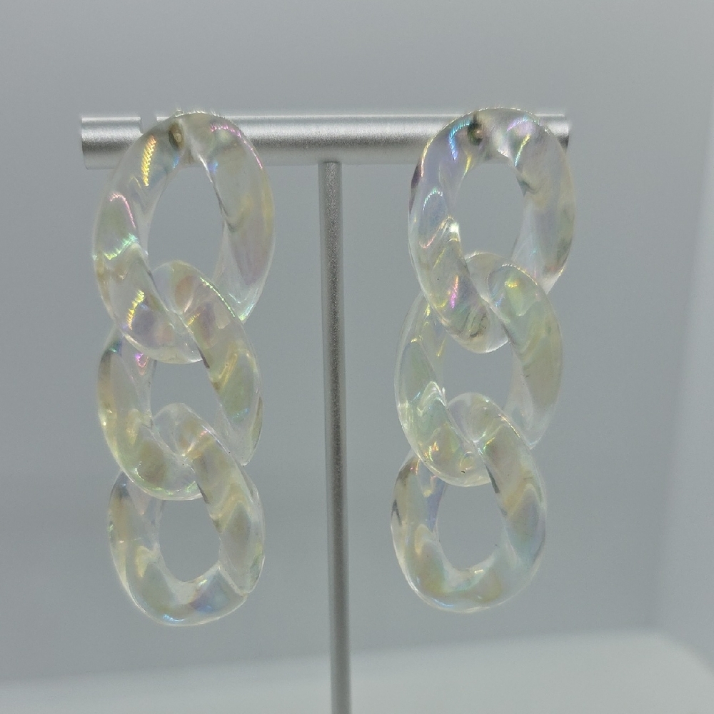 Iridescent Chain Link Earrings